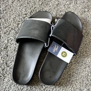 Black Slide Sandals